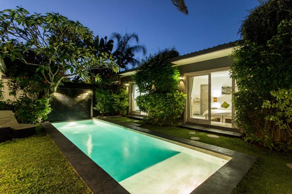 Garden, Swimming pool