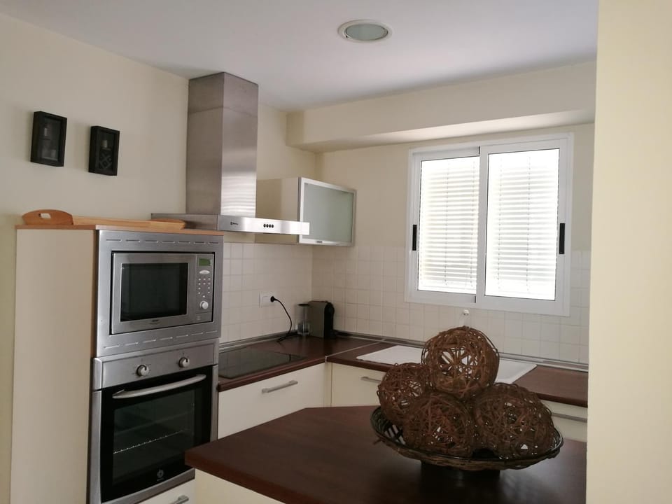 APARTAMENTO PRIMERA LINEA de la playa de Gandía Apartment in Safor
