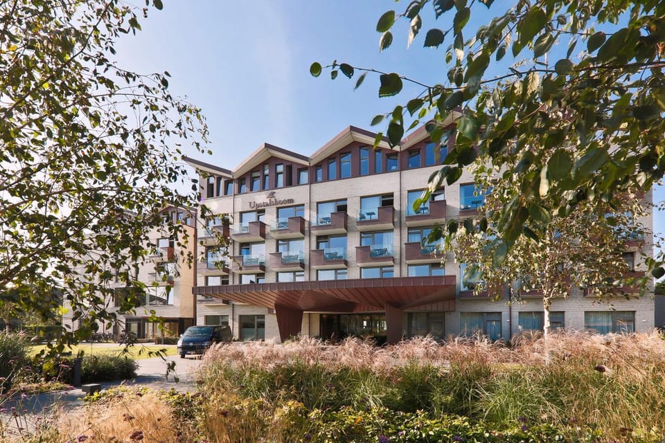 Property building, View (from property/room)