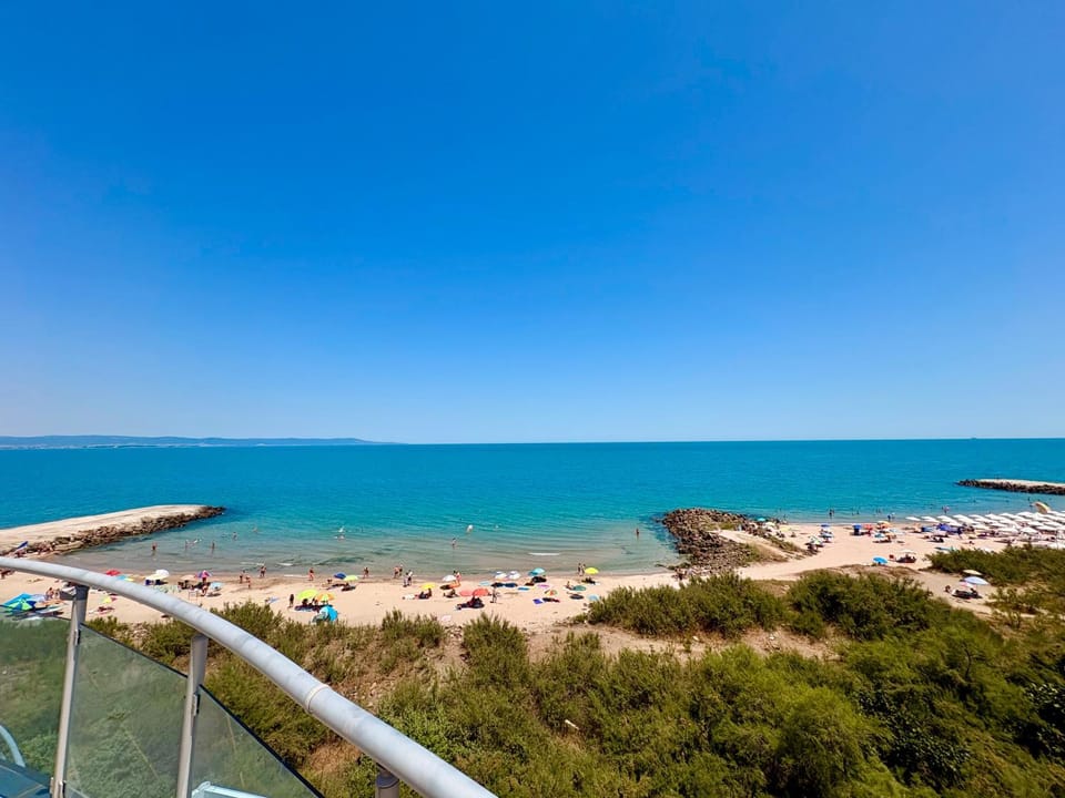 59 Kraybrezhna Apartment Apartment in Pomorie