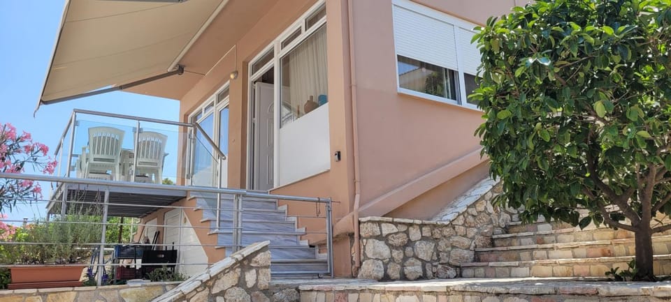 Property building, Balcony/Terrace