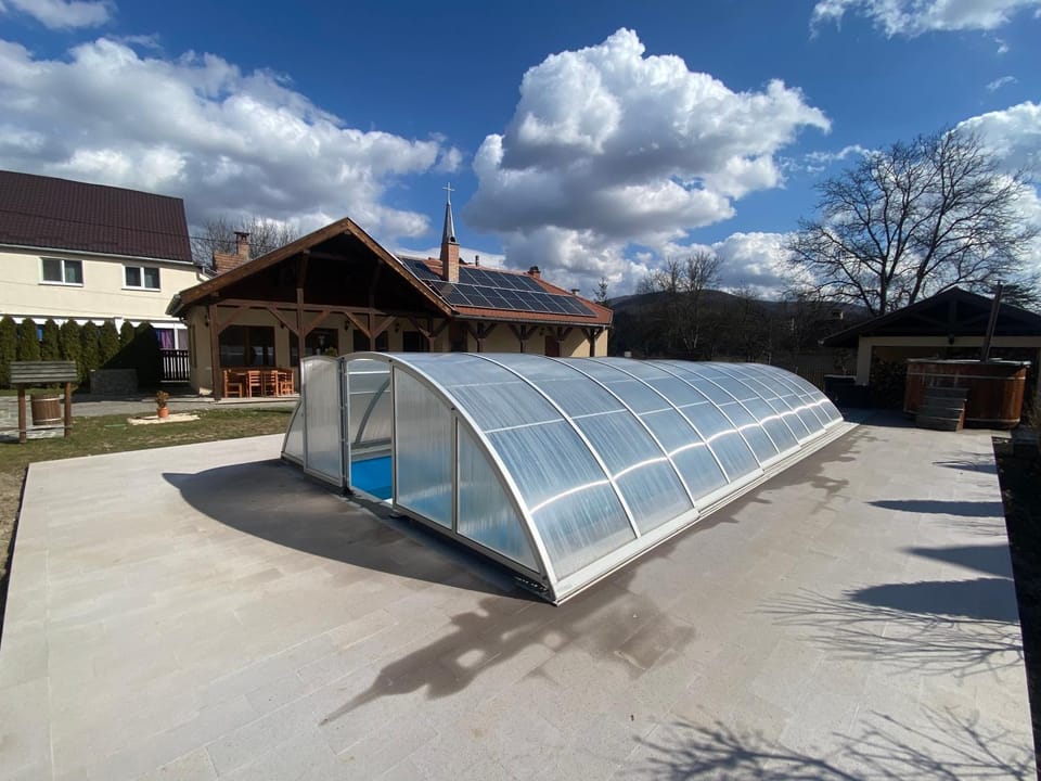 Swimming pool, Open Air Bath