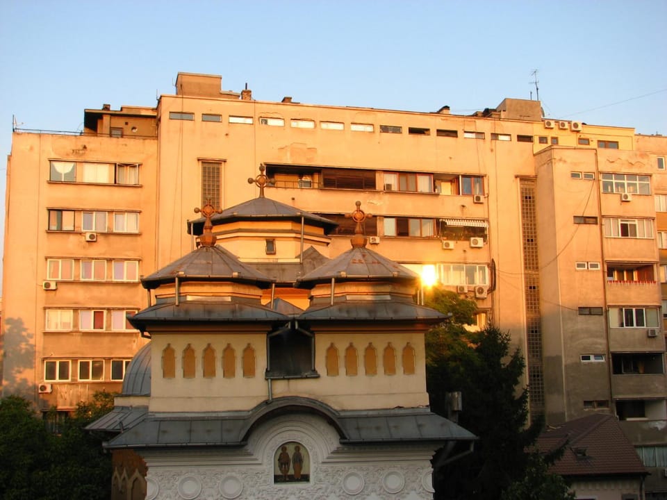 Property building, Landmark view