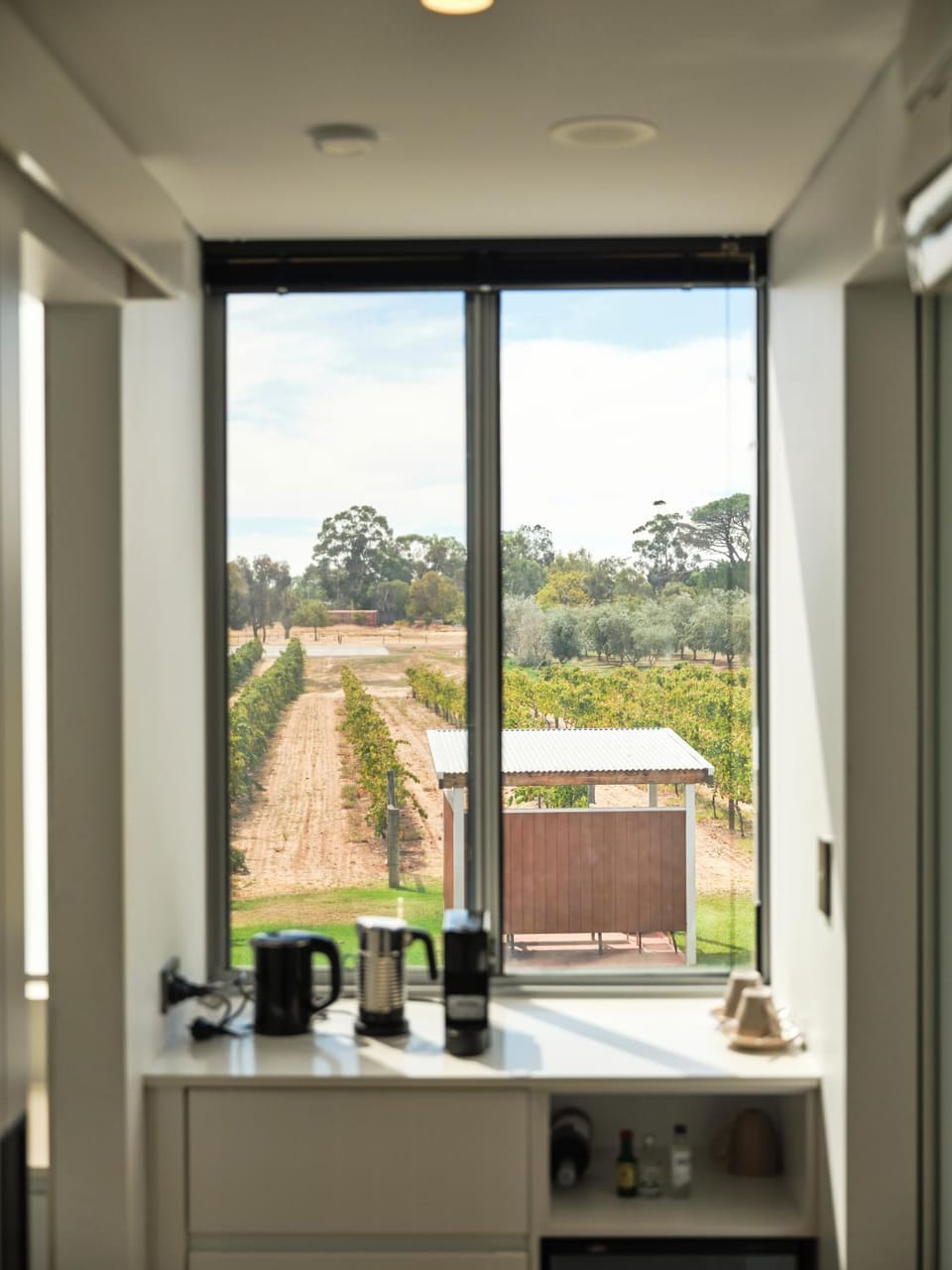 Coffee/tea facilities, View (from property/room)