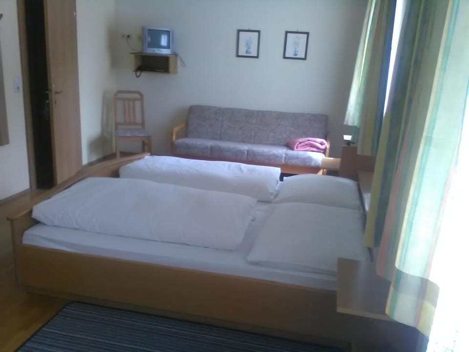 Gasthof Schatzl Inn in Upper Austria