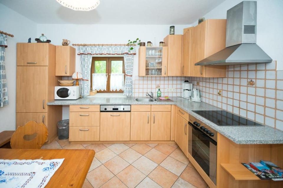Oberbach House in Upper Austria