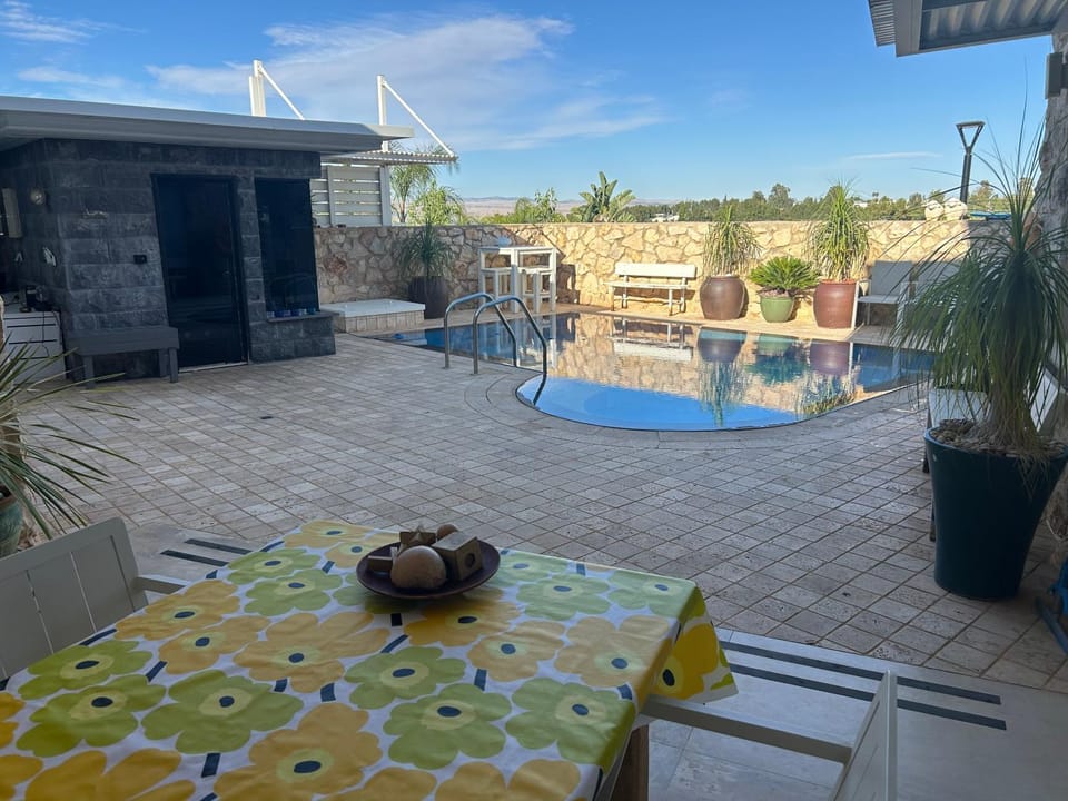 Pool view, Swimming pool