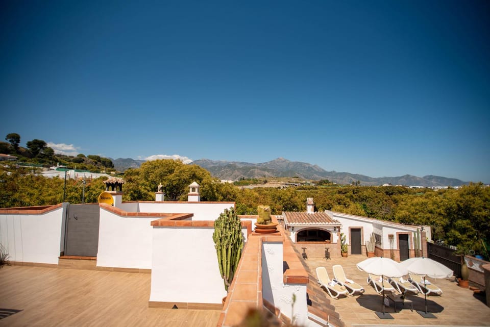 Off site, Mountain view