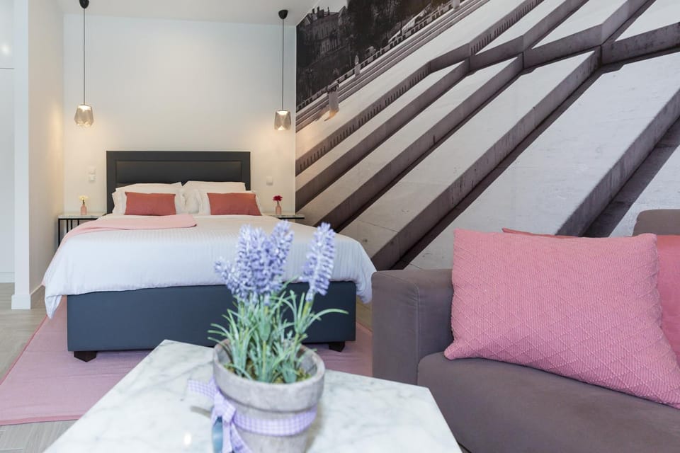 Seating area, Bedroom