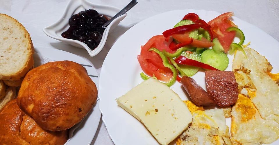 Food and drinks, Food, Breakfast