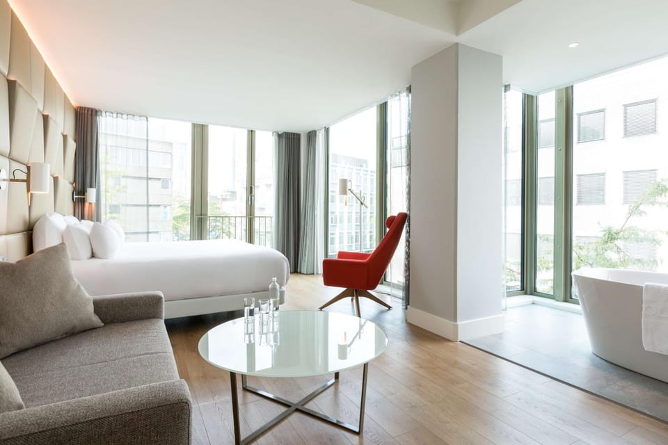 Photo of the whole room