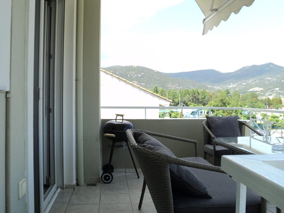 BBQ facilities, Balcony/Terrace, Sea view, Sea view