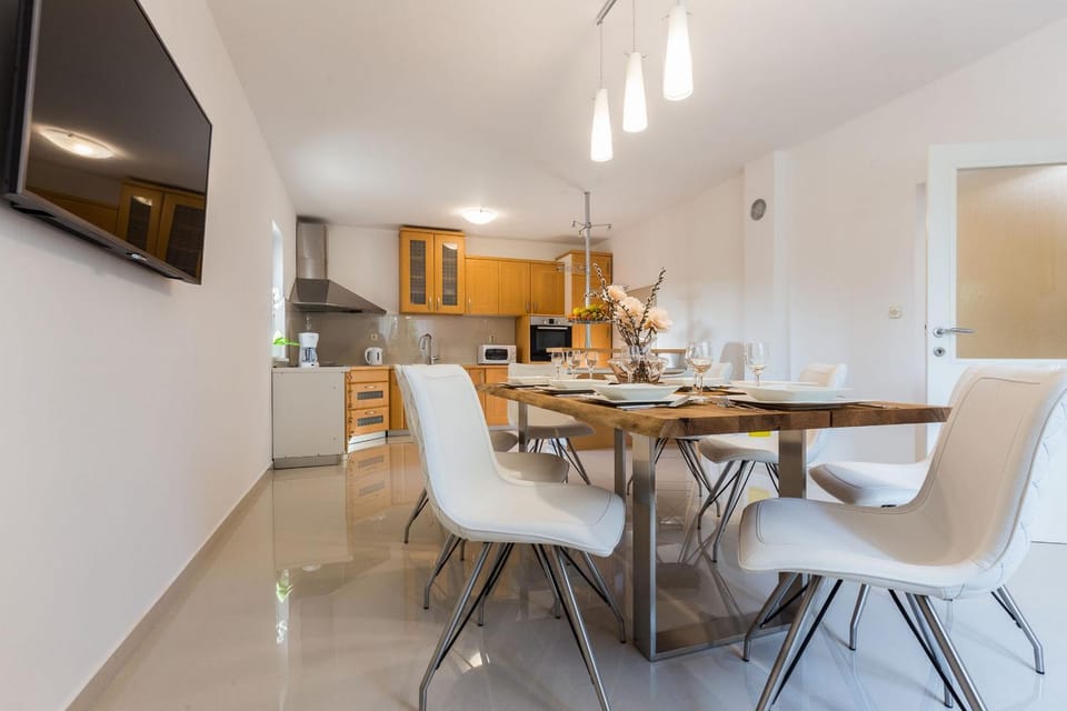 Villa Tina with Swimming Pool, Tennis court, Games room, Sauna, Gym, BBQ Villa in Šibenik-Knin County, Croatia