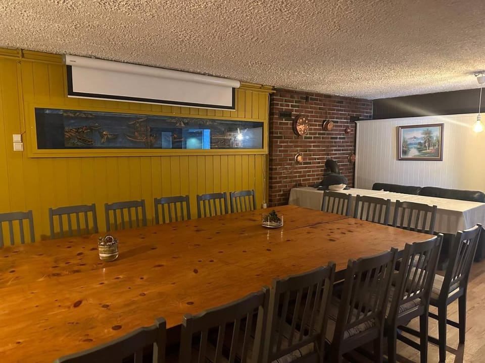Seating area, Dining area, Meeting/conference room