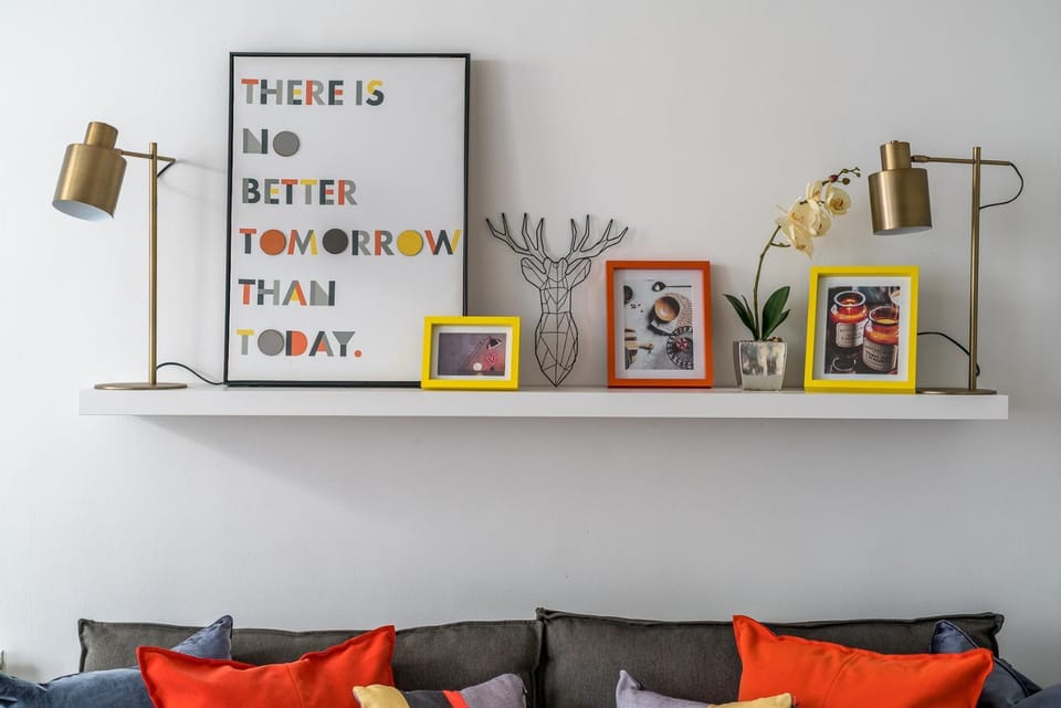 Living room, Decorative detail