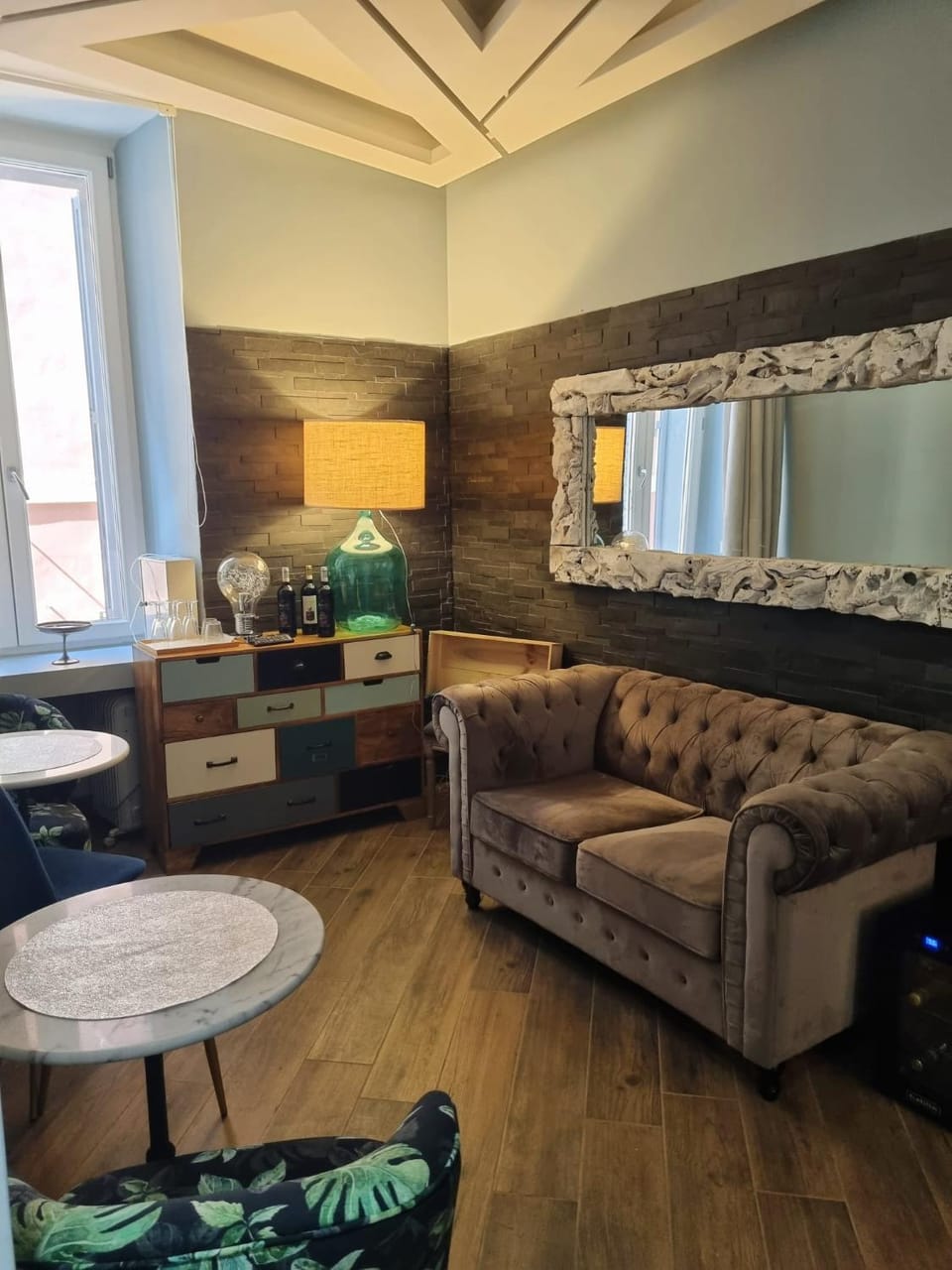 Restaurant/places to eat, Breakfast, Internal: Not applicable to any particular room