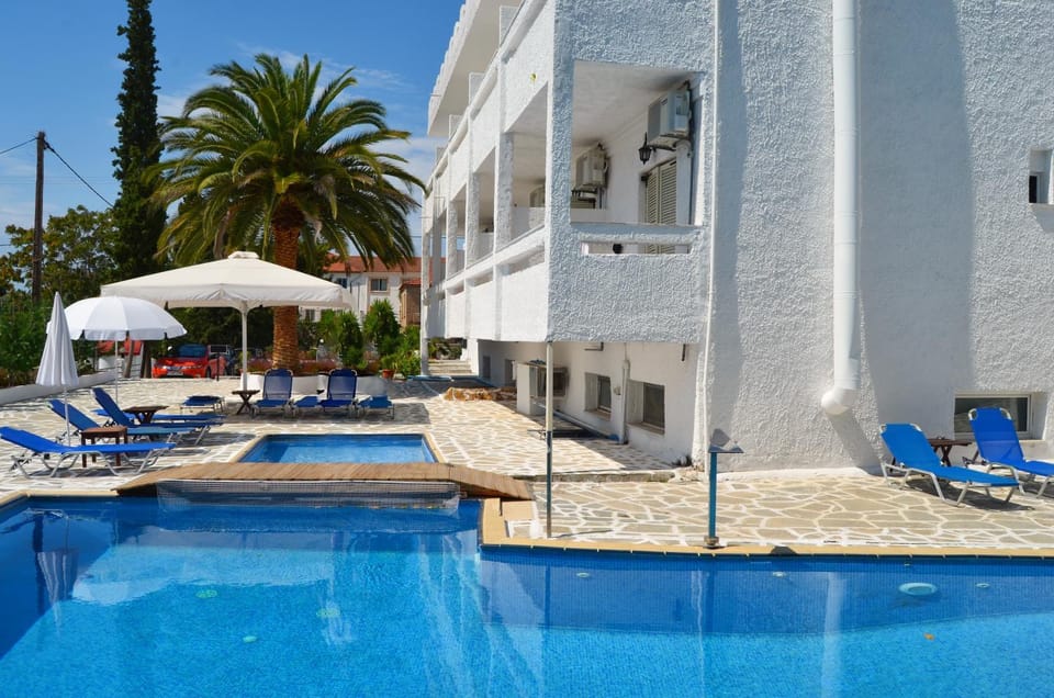 Castello Hotel in Limenaria