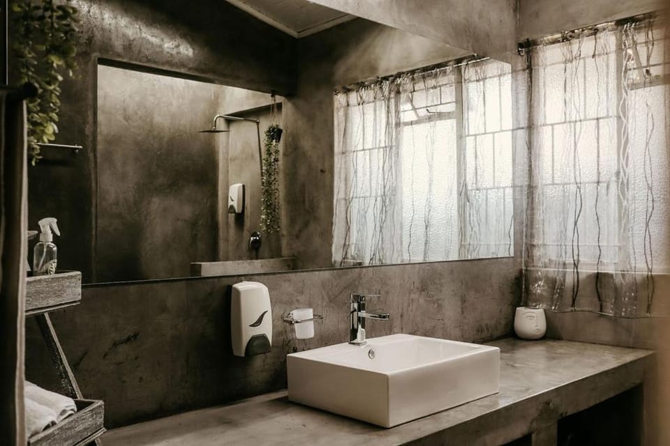Shower, Bathroom, towels