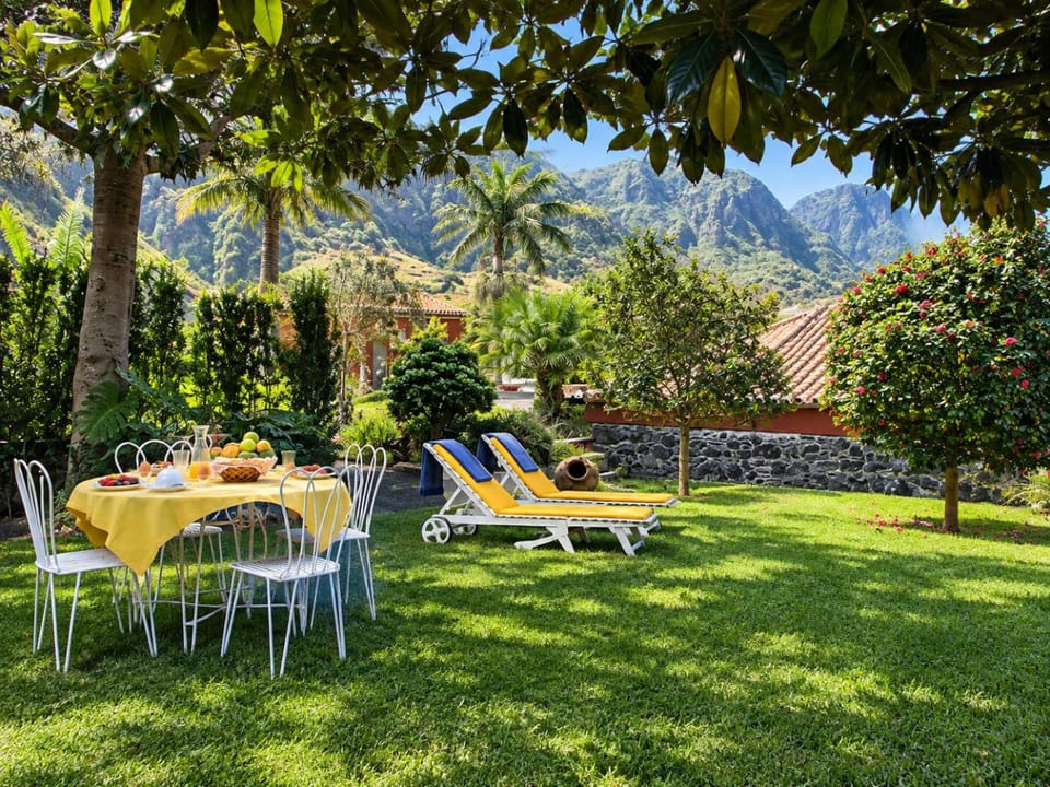 Property building, Garden, Garden view