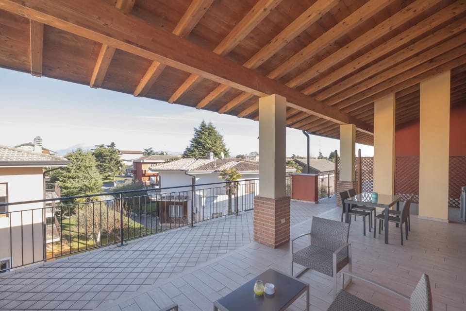 Balcony/Terrace, Dining area
