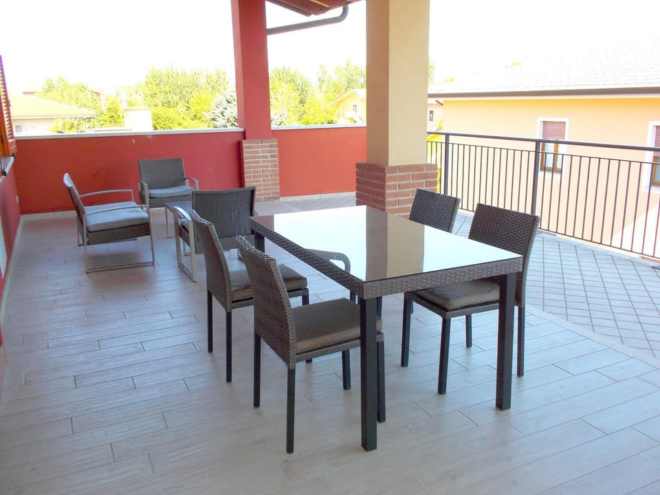 Balcony/Terrace, Dining area