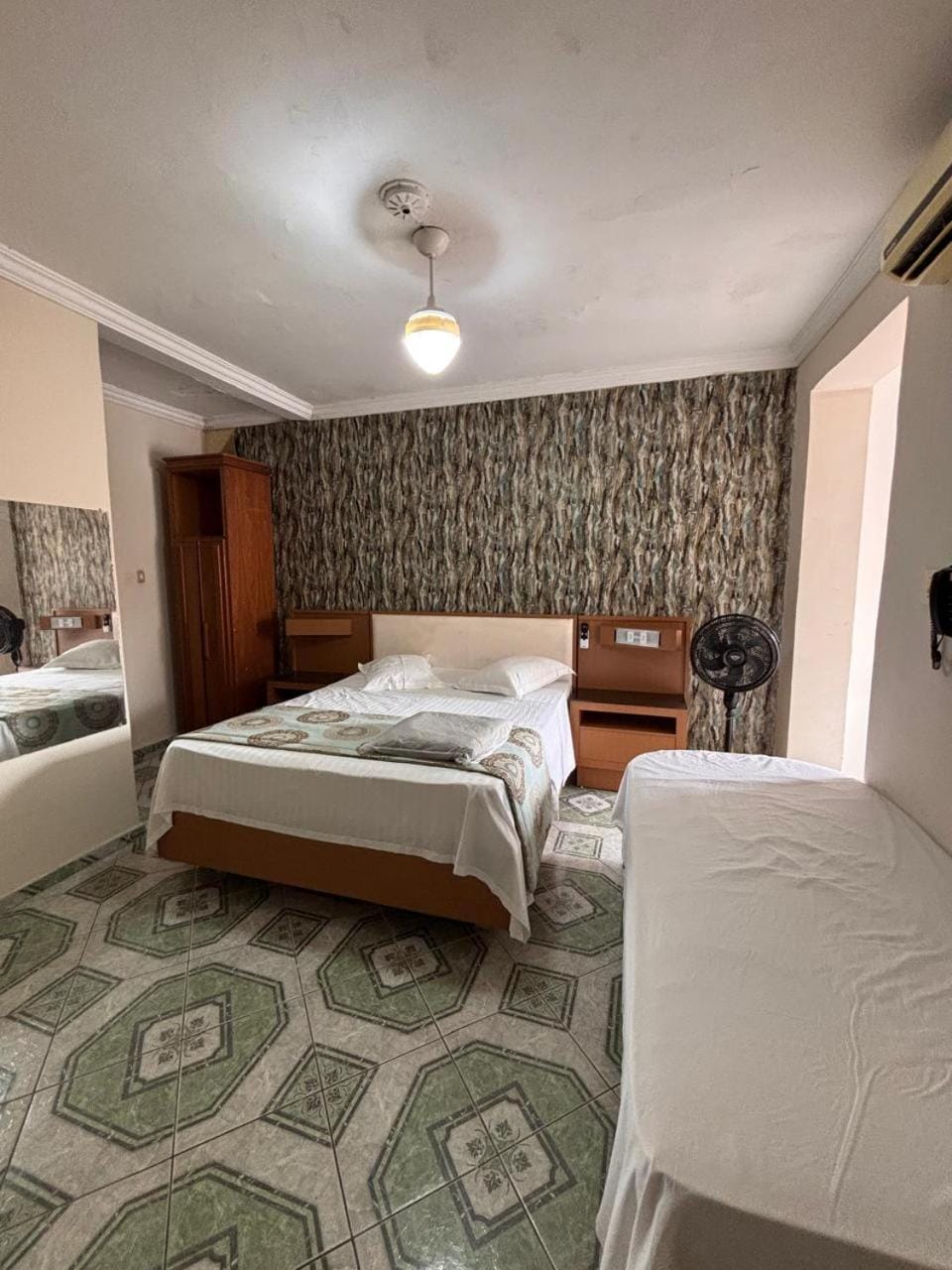 Hospedaria Monumento Hotel in Sao Paulo City