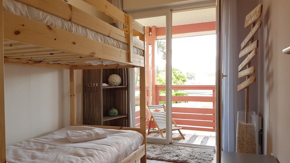 Garden view, bunk bed