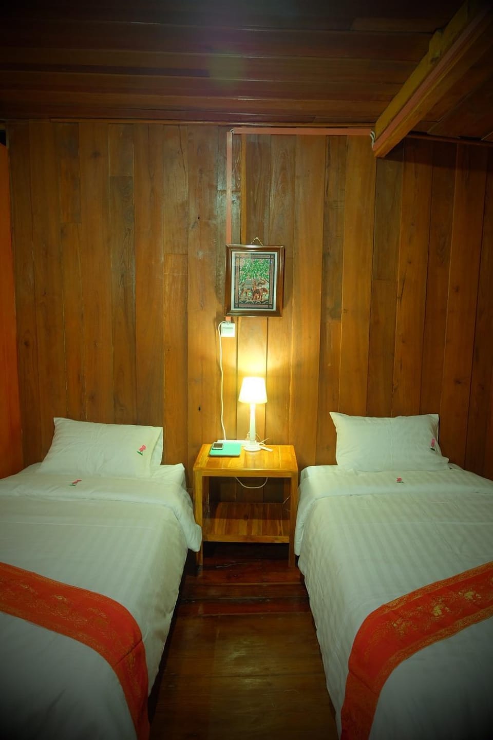 The history cafe' & guesthouse Bed and Breakfast in Thailand