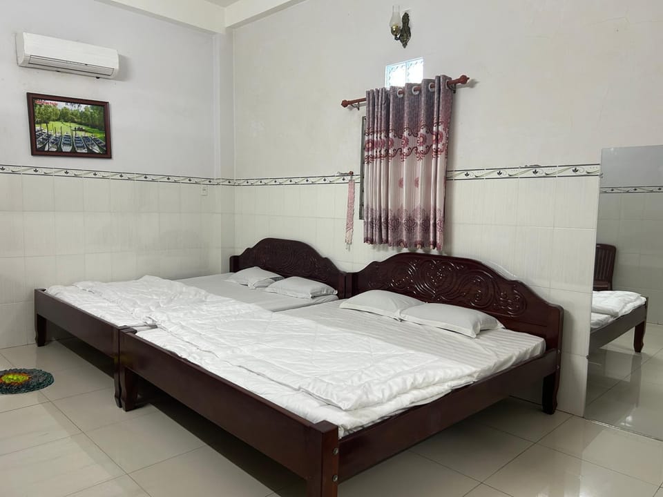 Nhà Nghỉ HOA LÝ Bed and Breakfast in Cambodia
