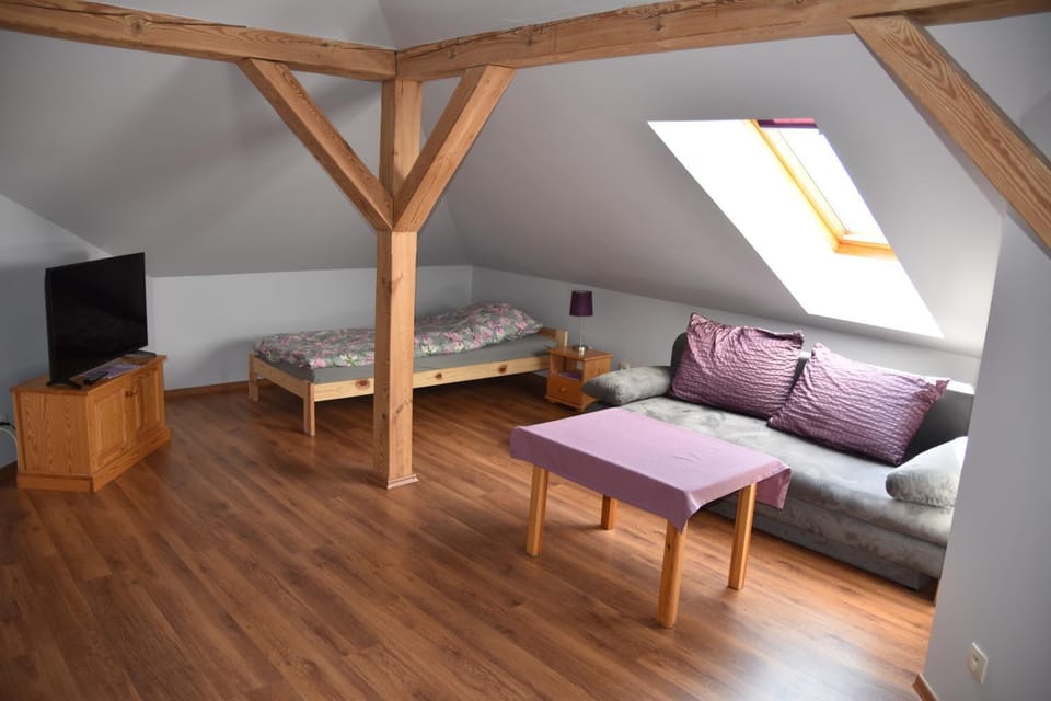 TV and multimedia, Bedroom