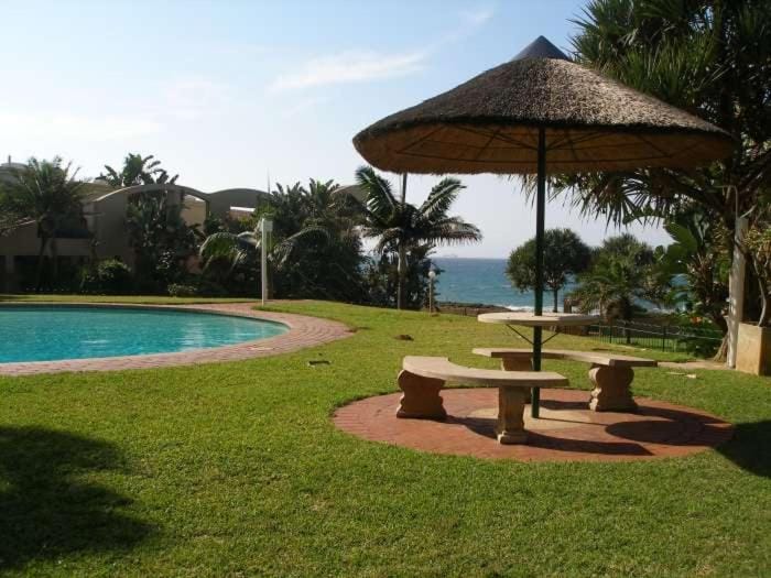 Garden, Swimming pool