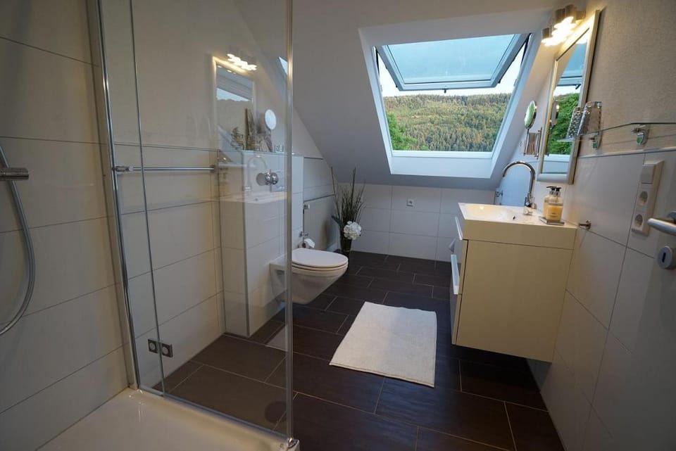 Shower, Toilet, Bathroom