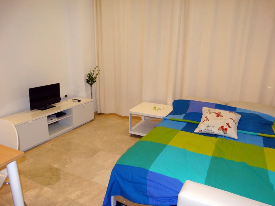 Living room, Bedroom