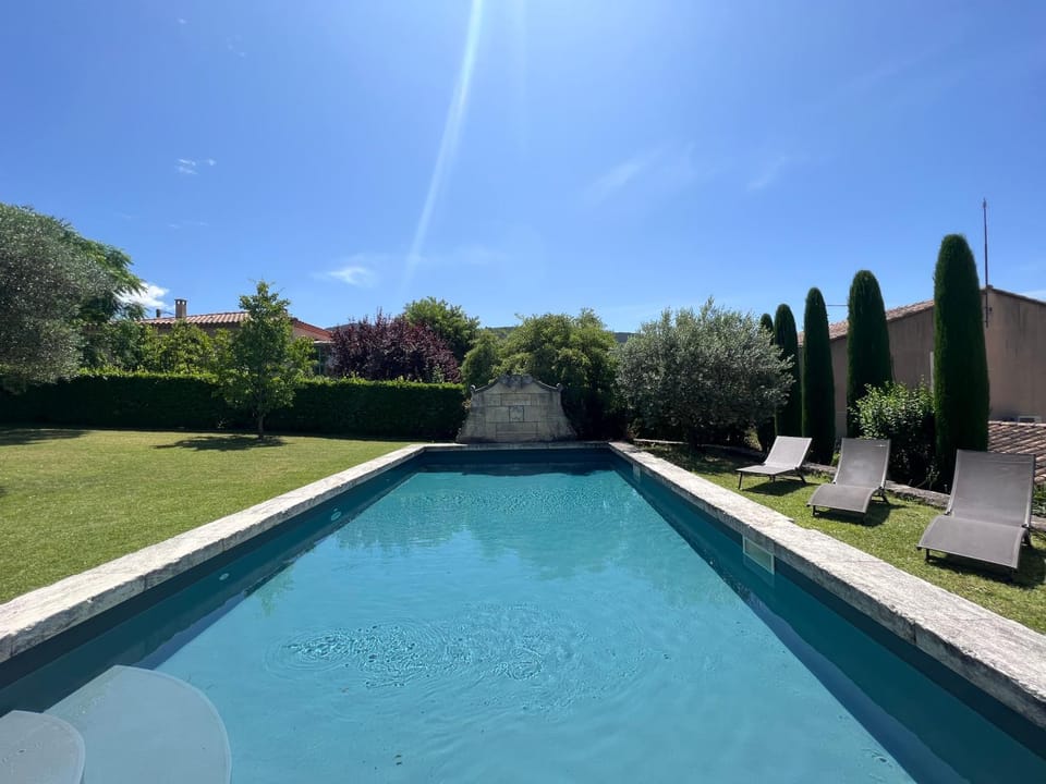 Swimming pool, Swimming pool, Swimming pool, acessibility