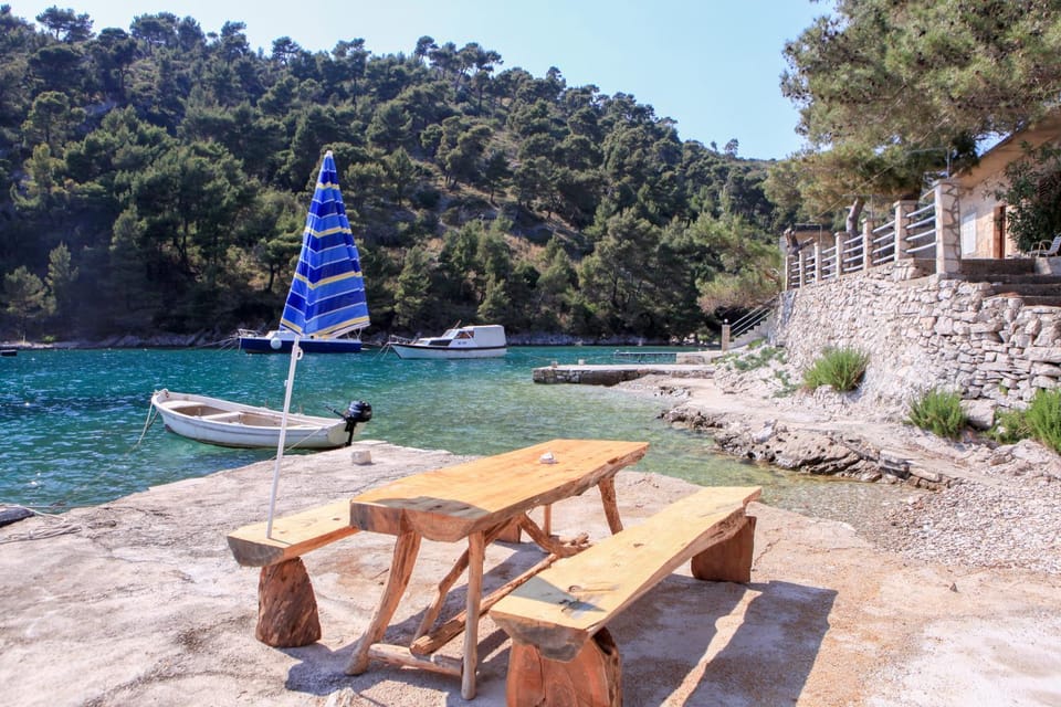Natural landscape, Seating area, Beach