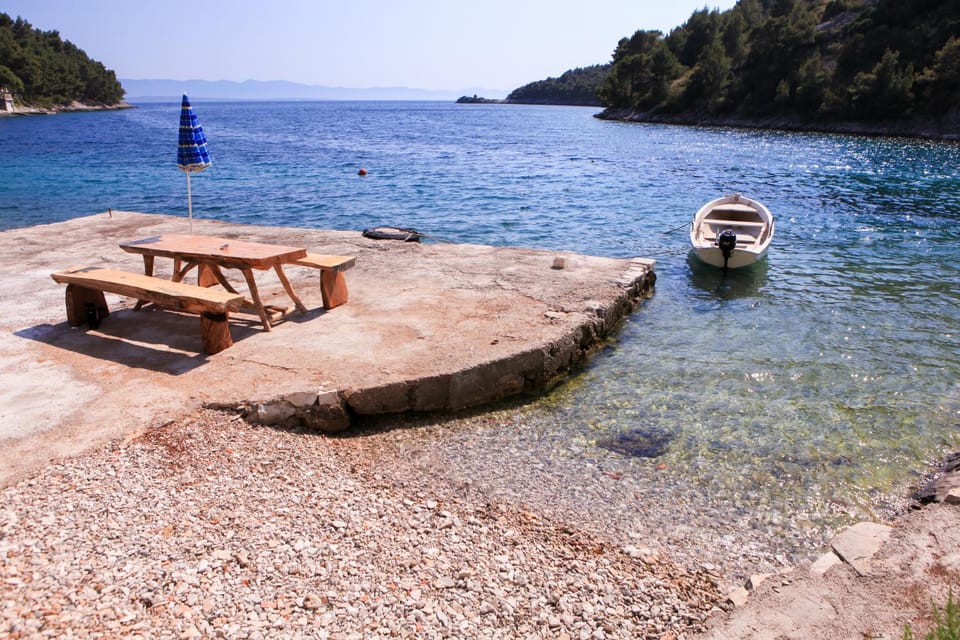 Natural landscape, Seating area, Beach