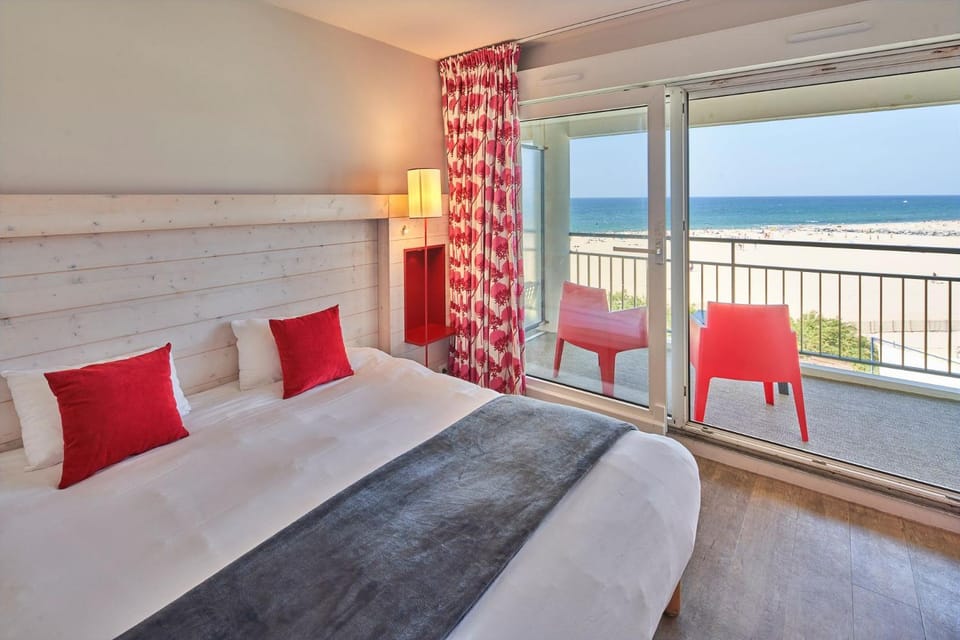 Bedroom, Sea view