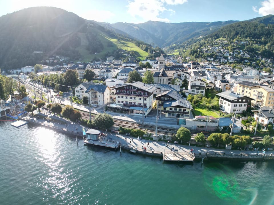Property building, Bird's eye view, Summer, Lake view