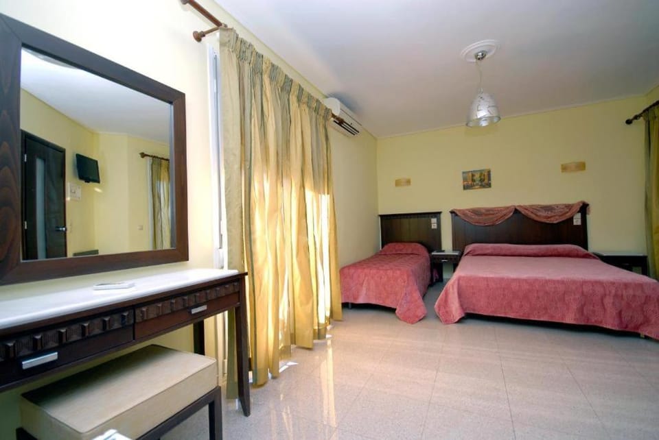 Ariadnes Holiday Accommodation Apartment hotel in İzmir Province