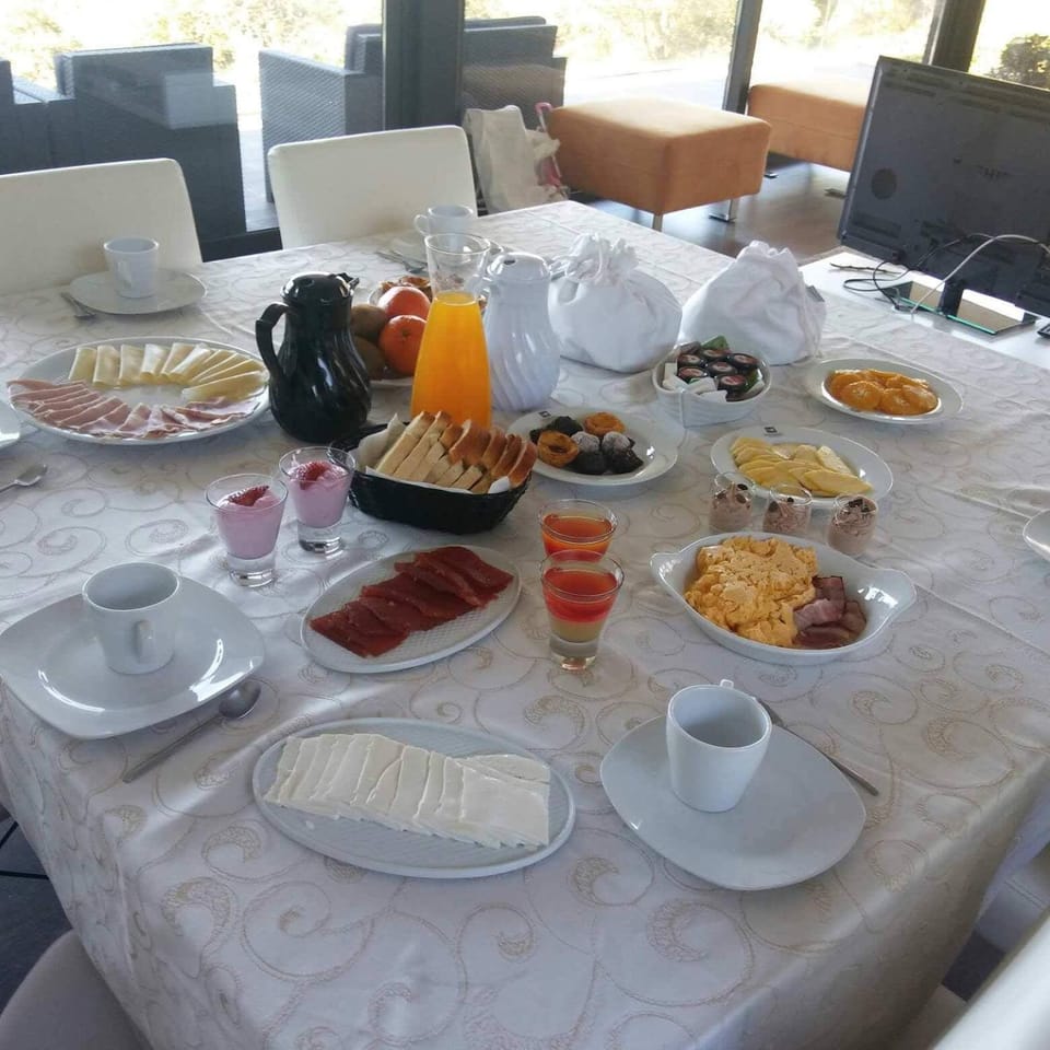 Food and drinks, Breakfast