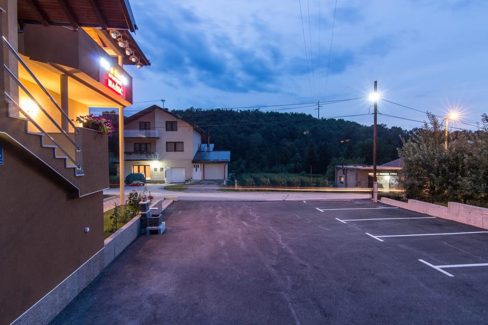 Night, Parking