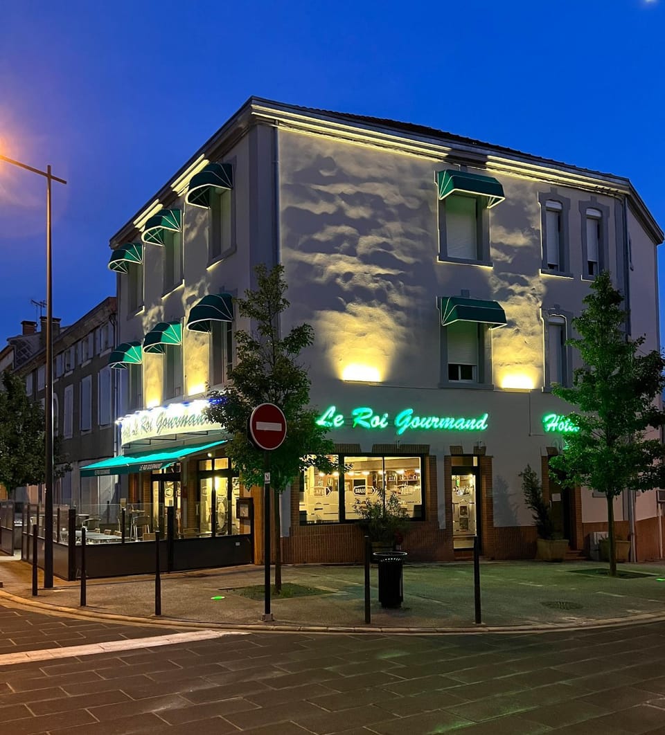 Property building, Night, Neighbourhood