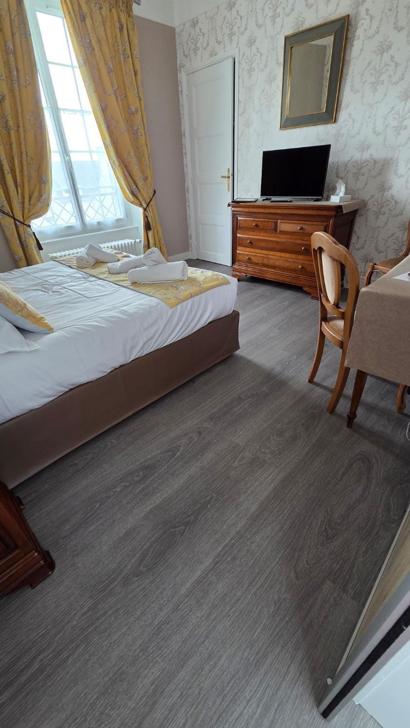 La Granitiere Maison de Charme Hotel in Saint-Vaast-la-Hougue