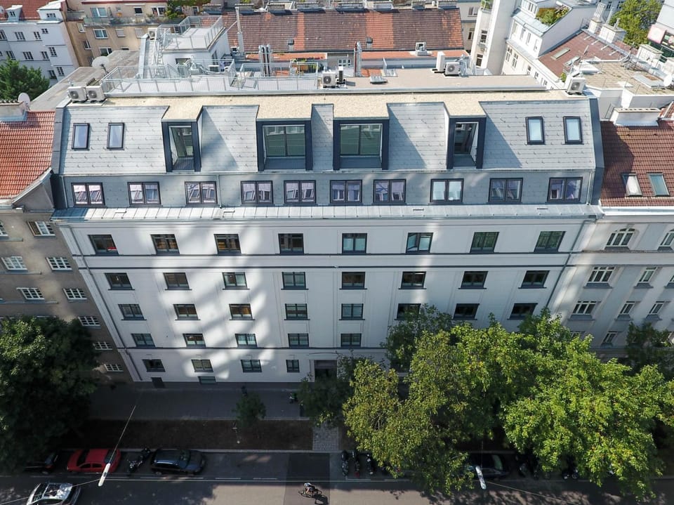 Property building, Facade/entrance, Bird's eye view