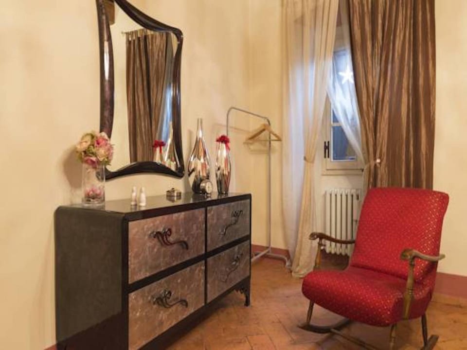 Decorative detail, Bedroom