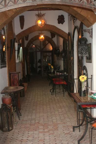Restaurant/places to eat