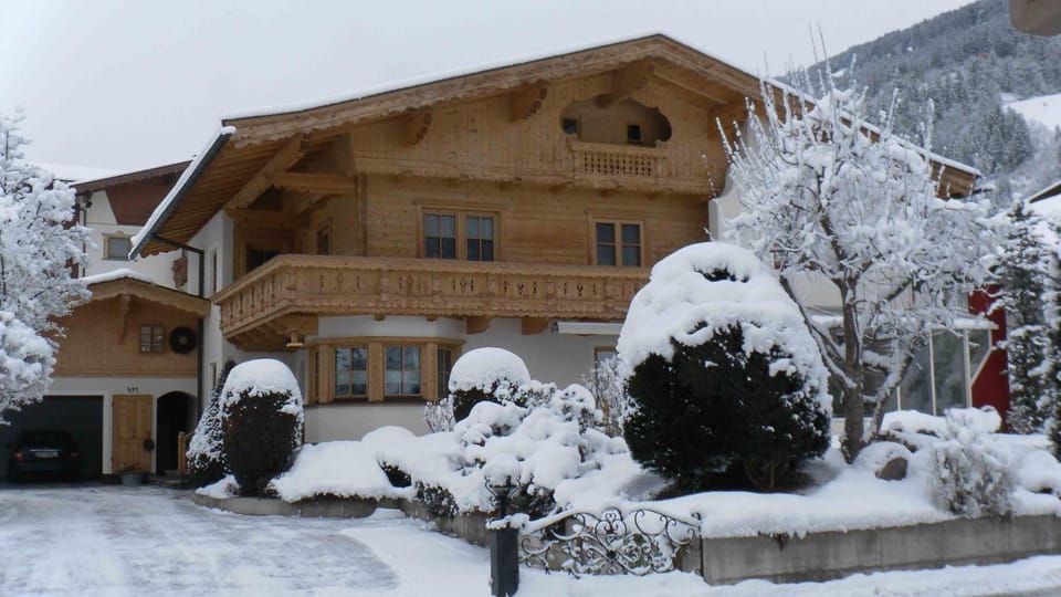 Property building, Winter