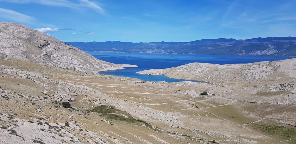 Off site, Natural landscape, Beach, Hiking, Mountain view, Sea view