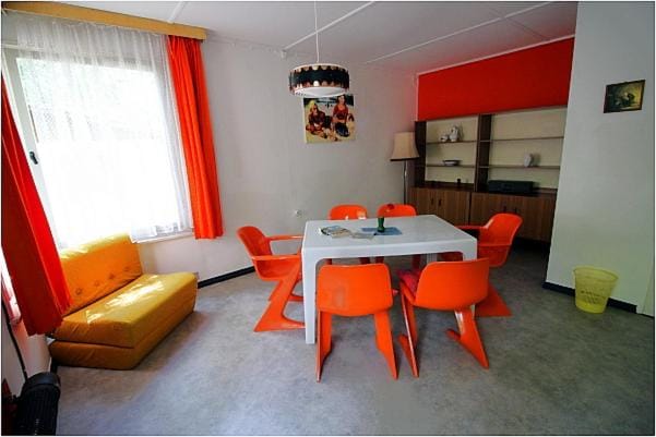 DDR Bungalow direkt am Strand auf Rügen House in Mecklenburg-Vorpommern, Germany