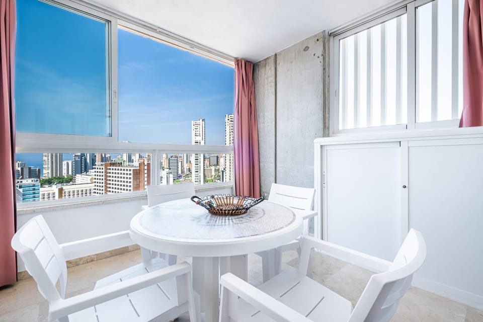 Balcony/Terrace, Dining area, City view, Sea view